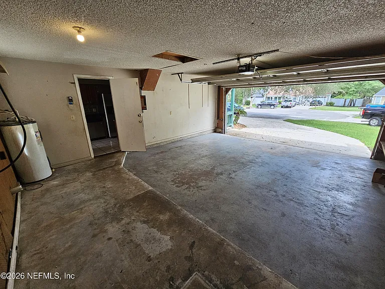 8176 Kilwinning Ln — Photo 18