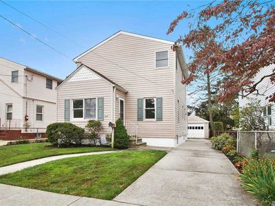 168 Ludlam Ave, Elmont, NY, 11003