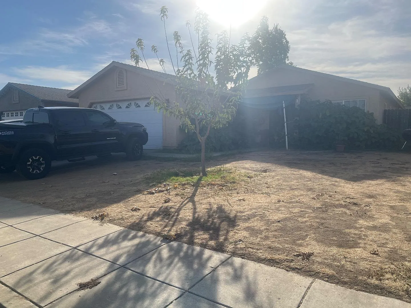 1458 Toluca Way photo 1