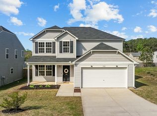 183 Hallow Oak St, Spring Lake, NC 28390