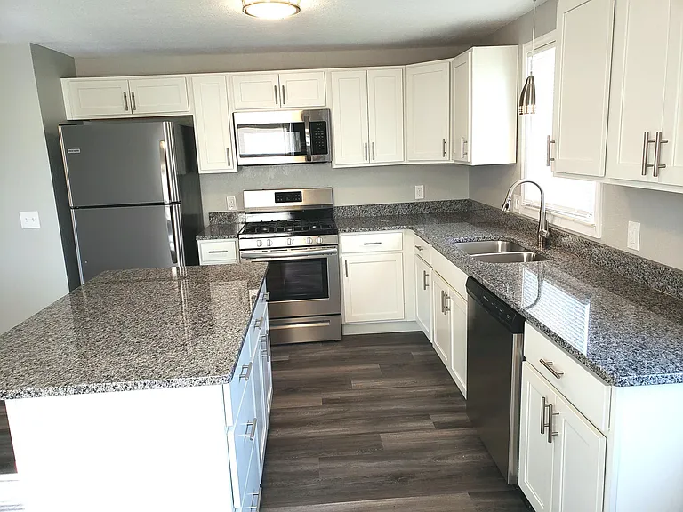 5470 Brook Point Rd — Photo 7