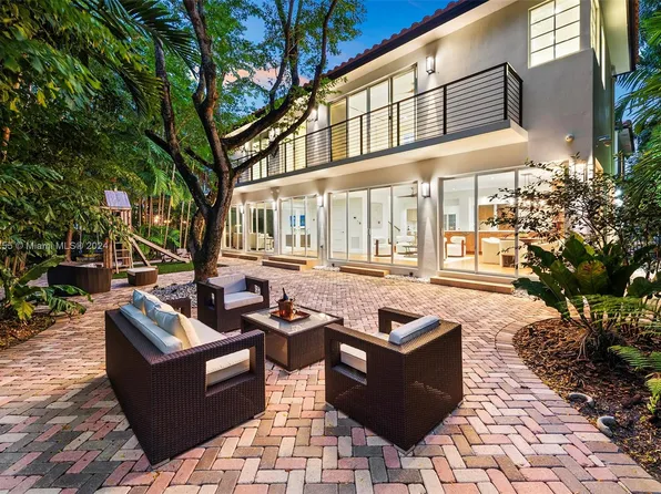 521 NE 55th St, Miami, FL 33137