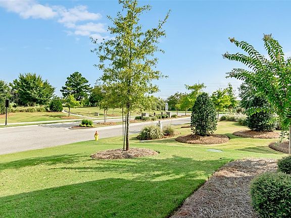 3rd image of 11 Boykin Lakes Blvd