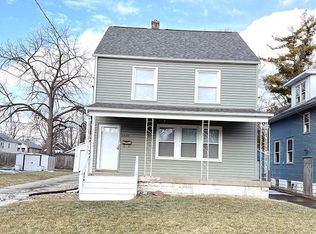 1027 W McClure Ave, Peoria, IL