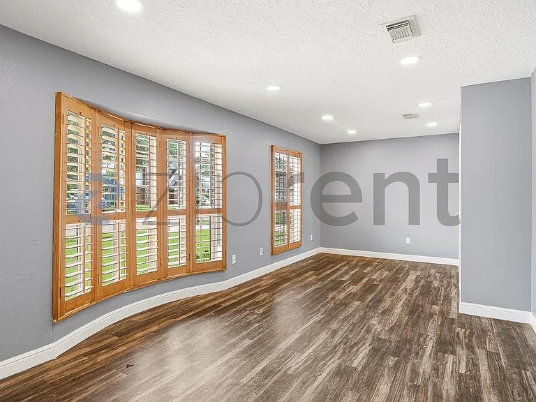 10914 Clear Fork Dr — Photo 6
