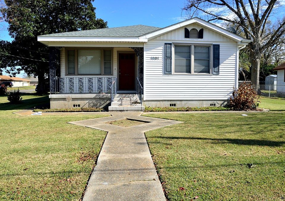 1st image of 1801 Norwood Dr