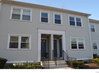 93 Ellsworth St APT 204, Bridgeport, CT 06605