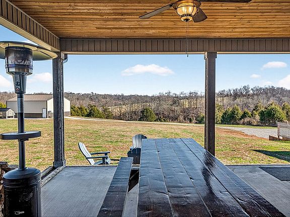 62nd image of 3001 Tulip Ln