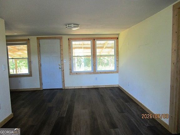 4th image of 4649 Pleasant Plains Rd