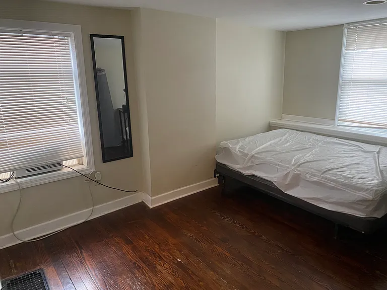 64 13th St #2 — Photo 5