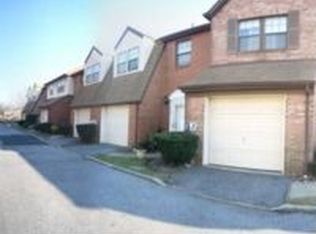 324B Peninsula Blvd, Cedarhurst, NY 11516