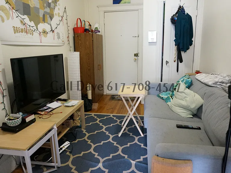1800 Commonwealth Ave #14 — Photo 1