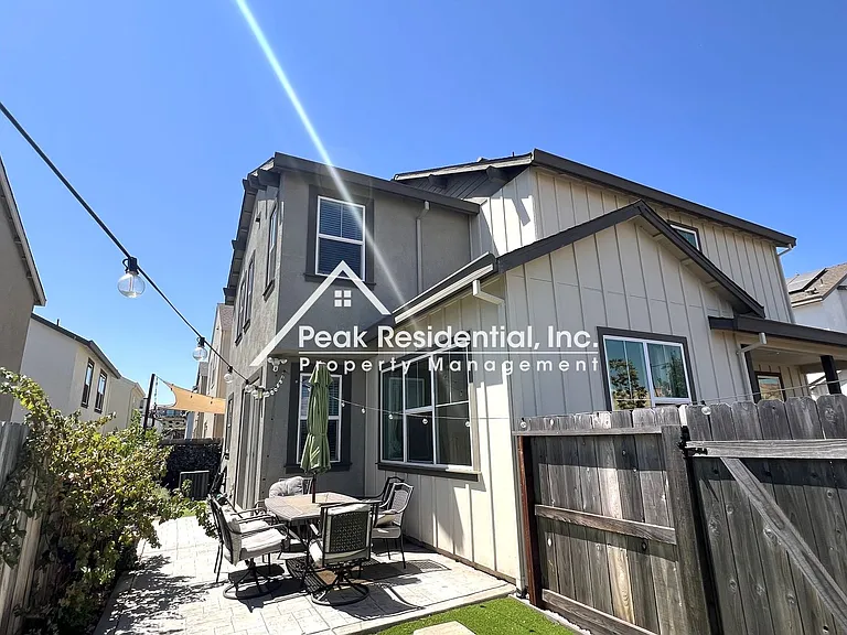3236 Sunny Gate Ln — Photo 36