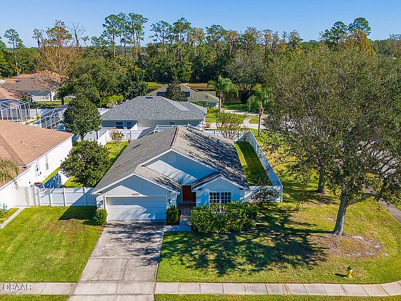 2nd image of 5477 Carmody Lake Dr