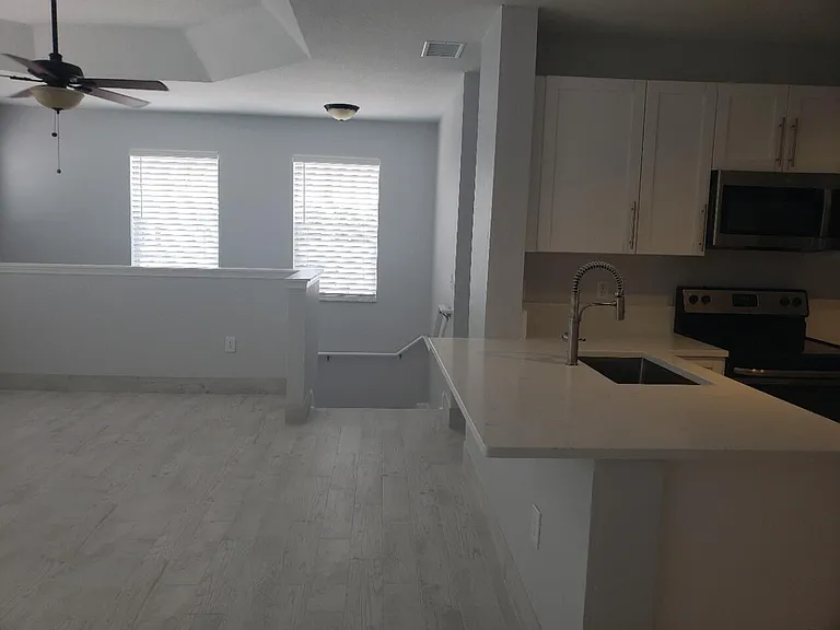 1005 Belmont Pl #1005 — Photo 11