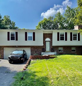 1202 Chinook Trl, Frankfort, KY, 40601