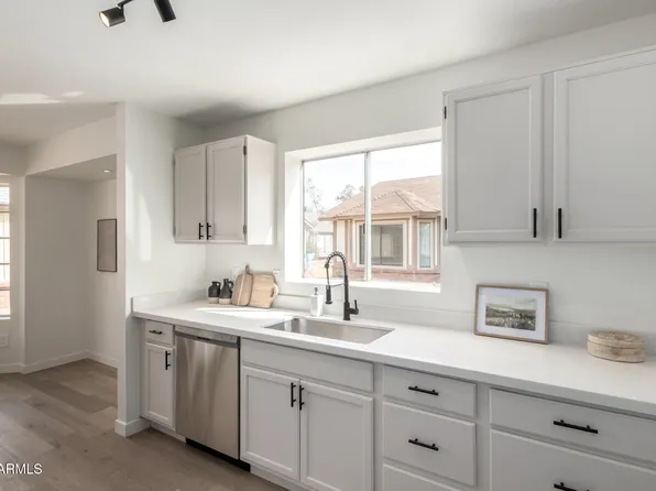 8520 W PALM Lane #1029, Phoenix, AZ 85037