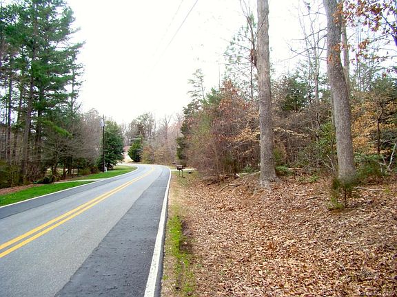 3rd image of 145 N Shore Dr