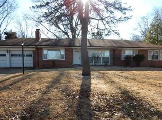 11417 Northway Dr, Saint Louis, MO 63136