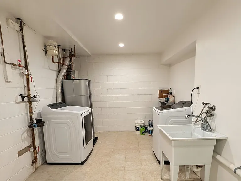 18610 Phoebe Way — Photo 22