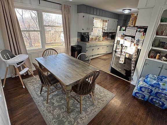 5th image of 120 Kelly Ct