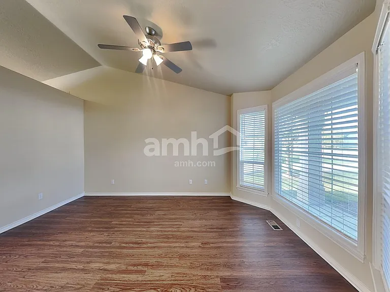956 S Wild Yucca Ave — Photo 9
