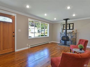 4930 243rd St SW, Mountlake Terrace, WA 98043