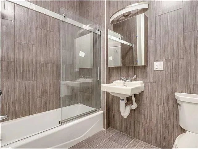 62 Newkirk St #5B — Photo 5