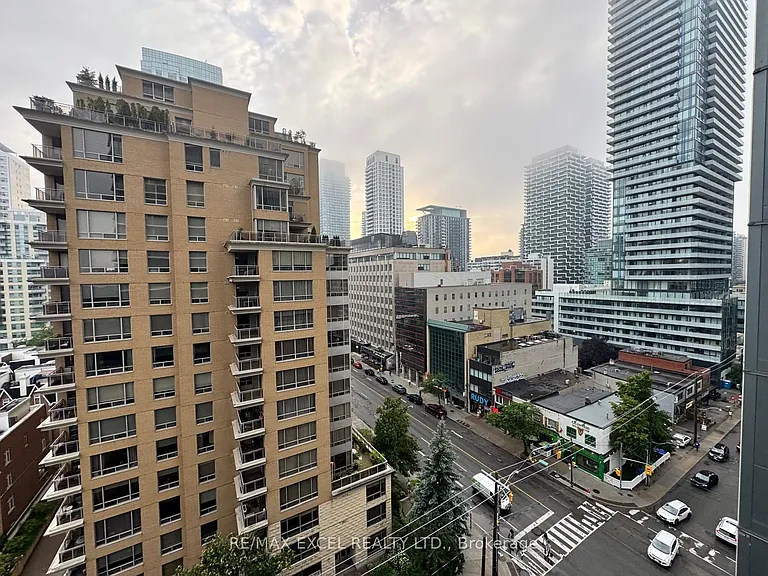 125 Redpath Ave #1007 — Photo 9