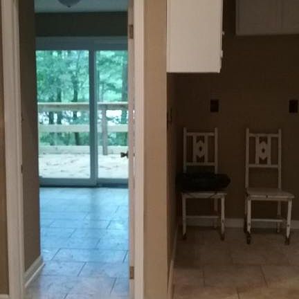 5th image of 1131 Woodhaven Dr