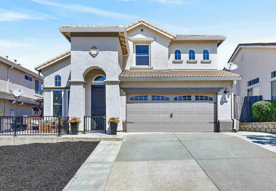 107 Lembi Dr