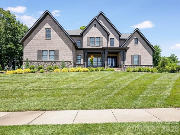 1115 Shelton Oaks Ct, Matthews, NC 28105