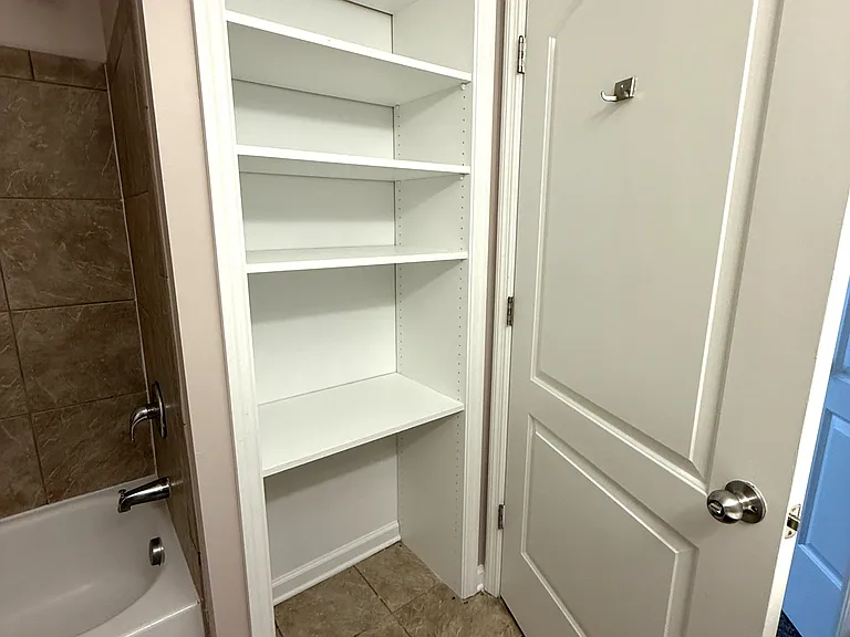 Brookwood Terrace Apartments — Photo 34