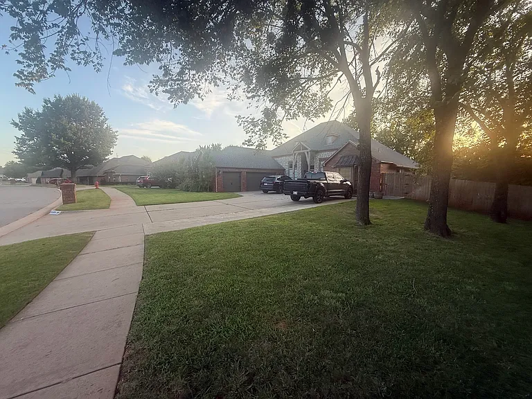 19501 Yearling Way — Photo 12