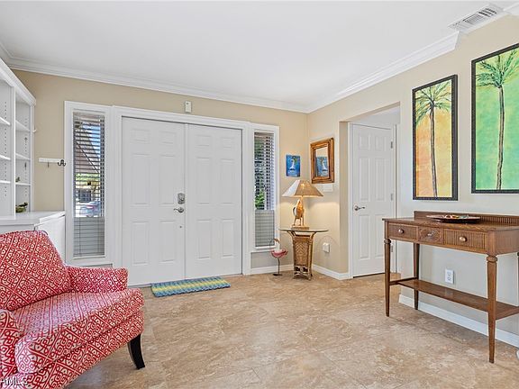 4th image of 4267 Island Cir APT D