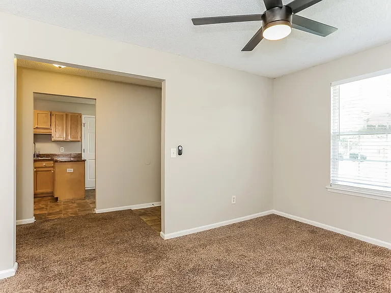 1596 Trotters Bend Trl — Photo 8