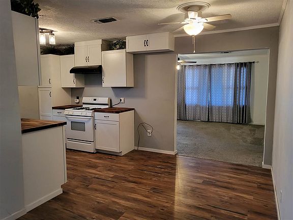 5th image of 404 N Peachtree St