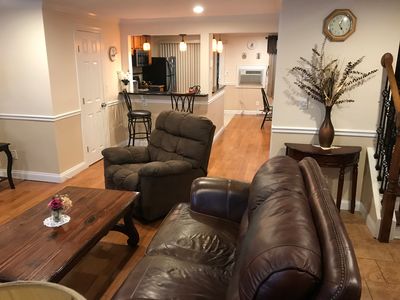 1 Avon Ln, Stamford, CT, 06907