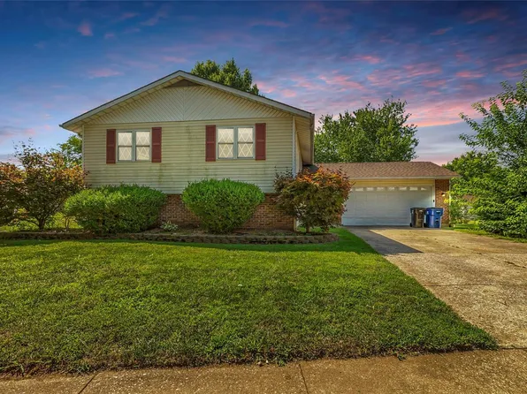 4120 91st Ave, Florissant, MO 63034