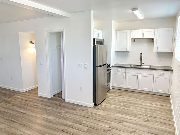 2nd image of 834 N 13th Ave #211