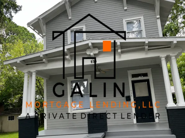 535 E 37th St, Savannah, GA 31401