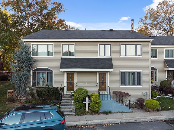 2nd image of 90 Arrowood Ct #590
