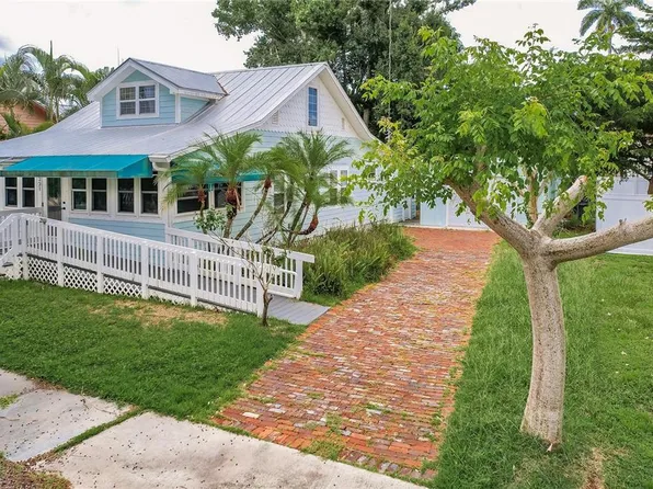 221 Durrance St, Punta Gorda, FL 33950