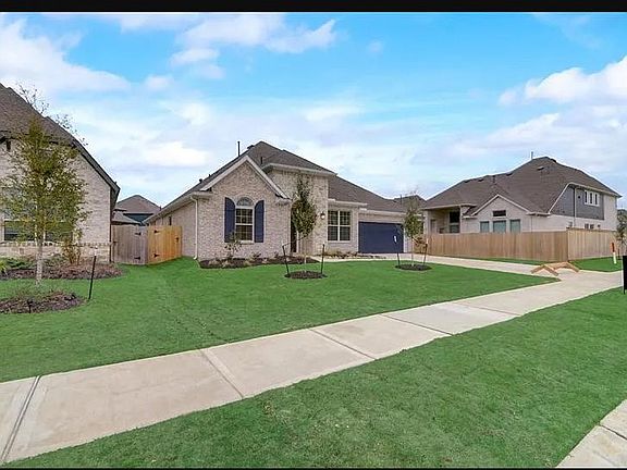 3rd image of 5831 Turquoise Hill Ln