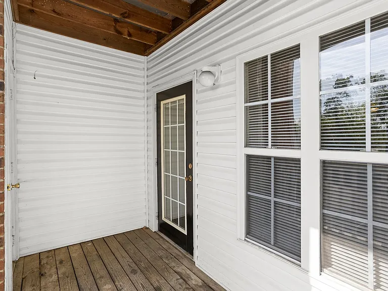 Greenhaven Trace Apartments — Photo 16