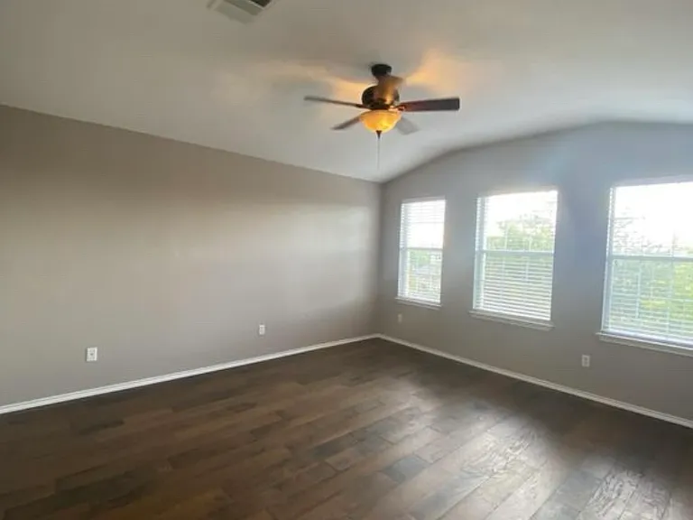 154 Picadilly Dr — Photo 8