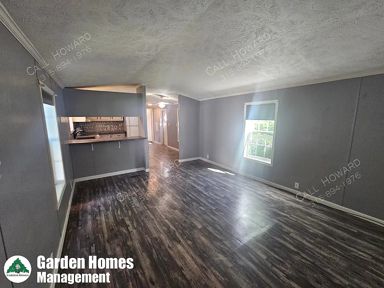 239 Flower Dr — Photo 4