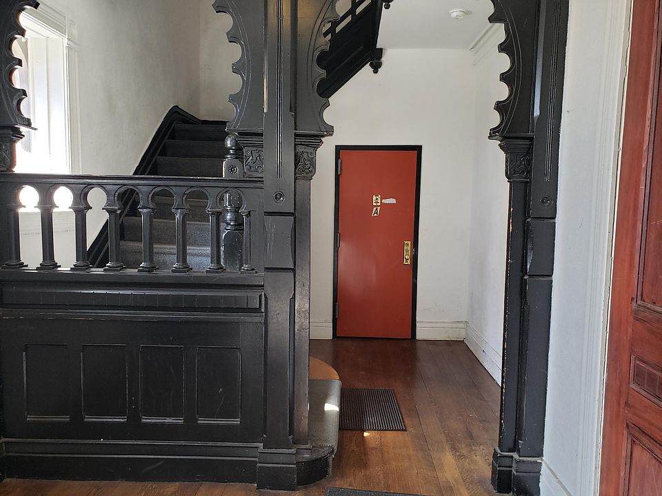 1st image of 53 Locust Hill Ave APT 1