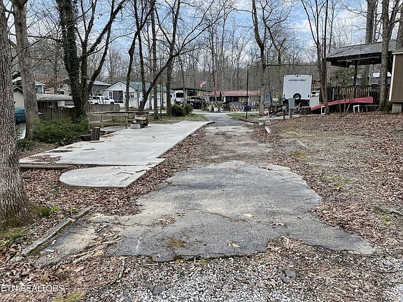 4th image of 200159 Honeysuckle Rd Lot 200&159