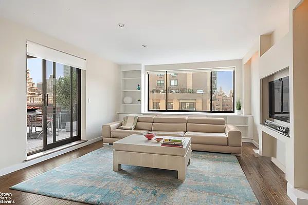 1st image of 211 W 71st St APT 16C